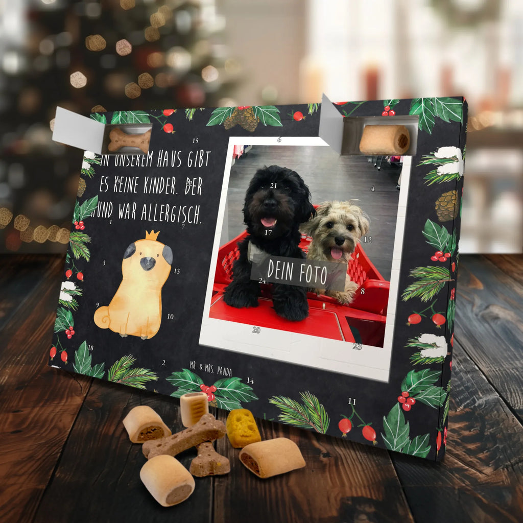 Personalisierter Hunde Foto Adventskalender Mops Krone Personalisierter Hunde Foto Adventskalender, Sprüche, Hund, Hunderasse, Hundebesitzer, Hundemotiv, Haustier, Tierliebhaber, Kinderlos, Hausregel, Hundebesitzer. Spruch, Lustig, Allergisch, Mops