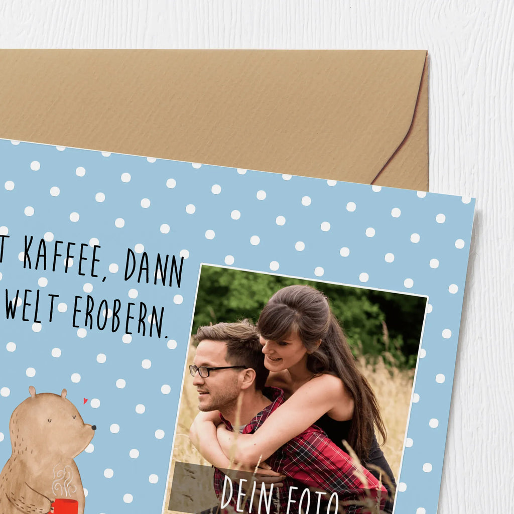 Personalized Photo Deluxe Card bear Coffee Personalisierte Foto Grußkarte, Bär, Teddy, Teddybär, Bären, guten Morgen, Morgenroutine, Kaffee, Coffee, Welt retten, Motivation, Welt erobern