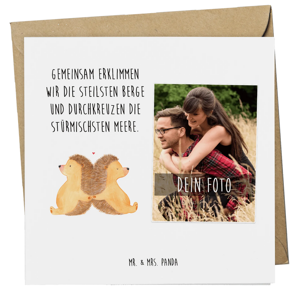 Personalized Photo Deluxe Card Hedgehogs holding hands Personalisierte Foto Grußkarte, Liebe, Partner, Freund, Freundin, Ehemann, Ehefrau, Heiraten, Verlobung, Heiratsantrag, Liebesgeschenk, Jahrestag, Hocheitstag, Lieblingsmensch, Hand in Hand, Gemeinsamkeit, Igelliebe, große Liebe, Love, Geschenk für zwei, Liebesbeweis, Hochzeit, Liebesbotschaft, Igel