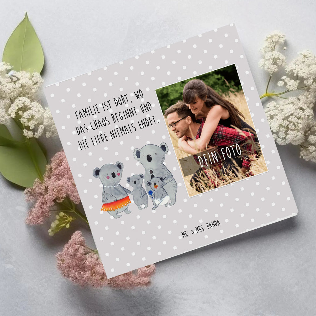Personalized Photo Deluxe Card Koala Family Personalisierte Foto Grußkarte, Familie, Vatertag, Muttertag, Bruder, Schwester, Mama, Papa, Oma, Opa, Familienleben, Family, Kinder, Koala, Geschwister, Koalas
