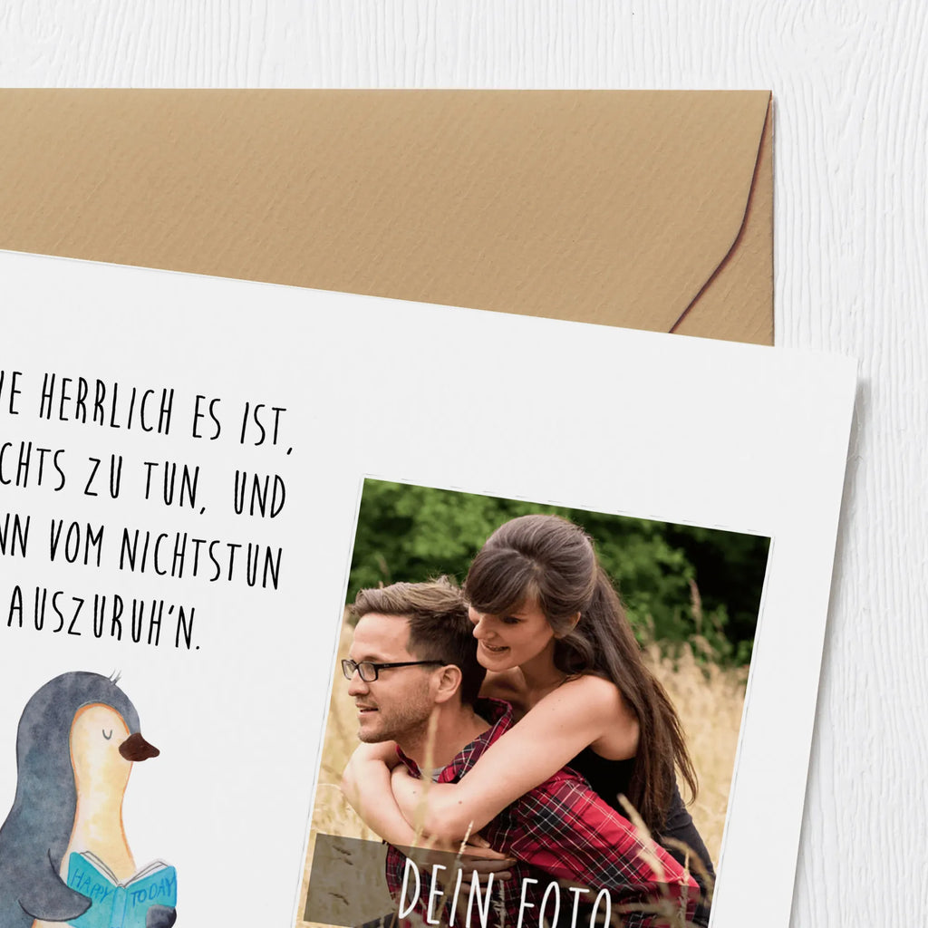 Personalized Photo Deluxe Card Penguin A book Personalisierte Foto Grußkarte, Pinguin, Pinguine, Buch, Lesen, Bücherwurm, Nichtstun, Faulenzen, Ferien, Urlaub, Freizeit
