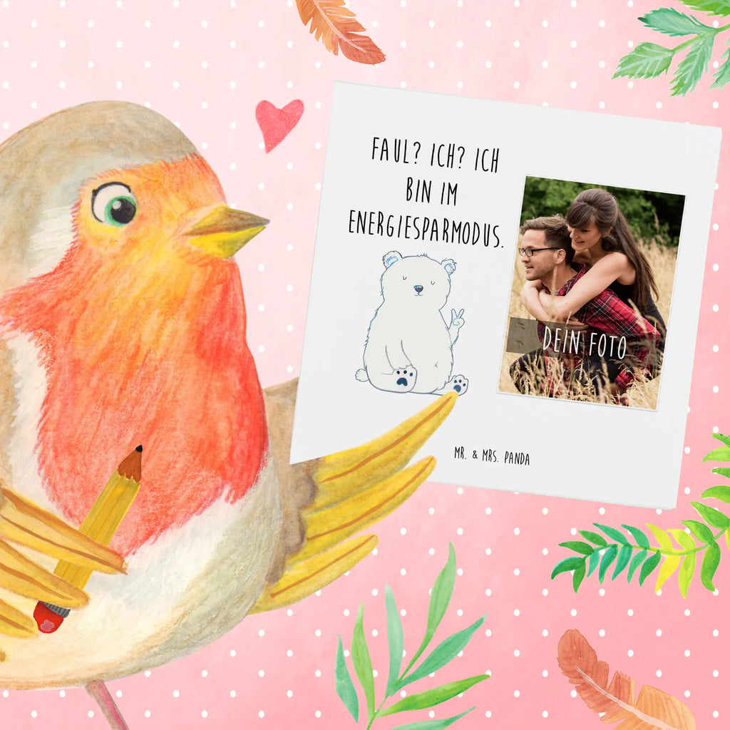 Personalisierte Foto Deluxe Karte Eisbär Faul Personalisierte Foto Grußkarte, Bär, Teddy, Teddybär, Homeoffice, Nordpol, Arbeitsplatz, Entspannen, Eisbär, Arbeit, Bürojob, Büro, Faul, Relaxen