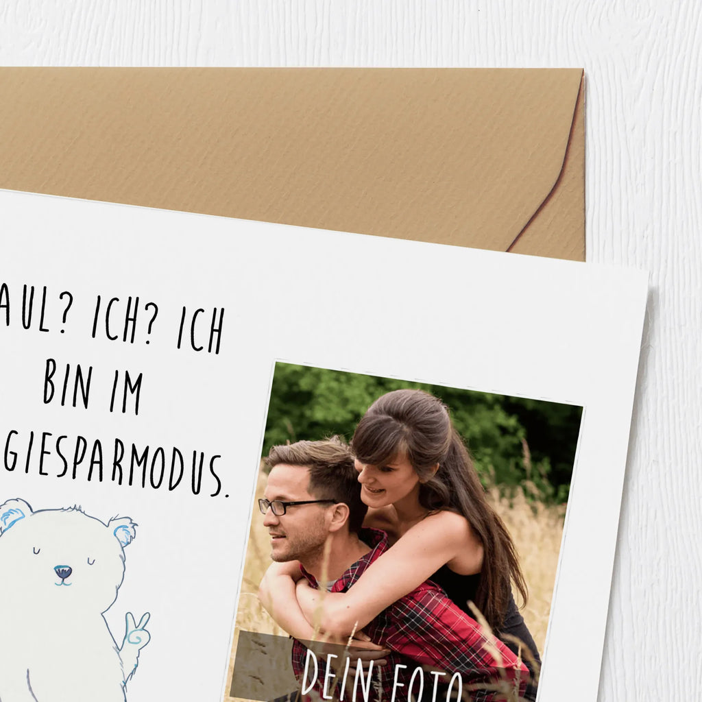Personalisierte Foto Deluxe Karte Eisbär Faul Personalisierte Foto Grußkarte, Bär, Teddy, Teddybär, Homeoffice, Nordpol, Arbeitsplatz, Entspannen, Eisbär, Arbeit, Bürojob, Büro, Faul, Relaxen