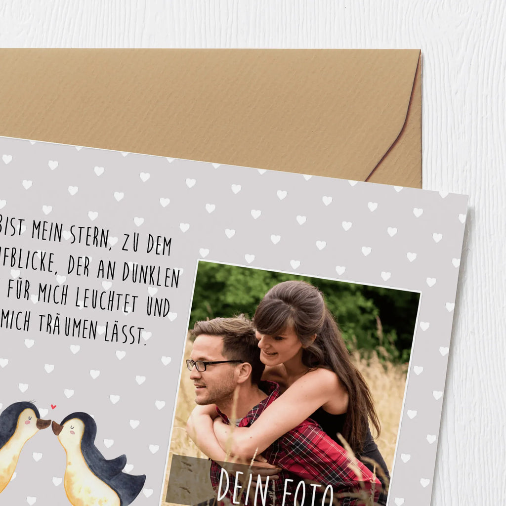 Personalisierte Foto Deluxe Karte Pinguin Liebe Personalisierte Foto Grußkarte, Liebe, Partner, Freund, Freundin, Ehemann, Ehefrau, Heiraten, Verlobung, Heiratsantrag, Liebesgeschenk, Jahrestag, Hocheitstag, Paar, Pinguin Liebe, Pinguin, Geschenk Hochzeitstag, Hochzeitstag, Liebesspruch, Pärchen. Liebespaar, Geschenk Freund, Geschenk Freundin, Hochzeit, Geschenkidee, Liebesbeweis, Love, Pinguinpaar, Verlobte, Gastgeschenk, Pinguine, Verlobter, Pinguin Paar