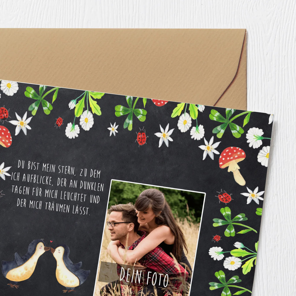 Personalisierte Foto Deluxe Karte Pinguin Liebe Personalisierte Foto Grußkarte, Liebe, Partner, Freund, Freundin, Ehemann, Ehefrau, Heiraten, Verlobung, Heiratsantrag, Liebesgeschenk, Jahrestag, Hocheitstag, Paar, Pinguin Liebe, Pinguin, Geschenk Hochzeitstag, Hochzeitstag, Liebesspruch, Pärchen. Liebespaar, Geschenk Freund, Geschenk Freundin, Hochzeit, Geschenkidee, Liebesbeweis, Love, Pinguinpaar, Verlobte, Gastgeschenk, Pinguine, Verlobter, Pinguin Paar