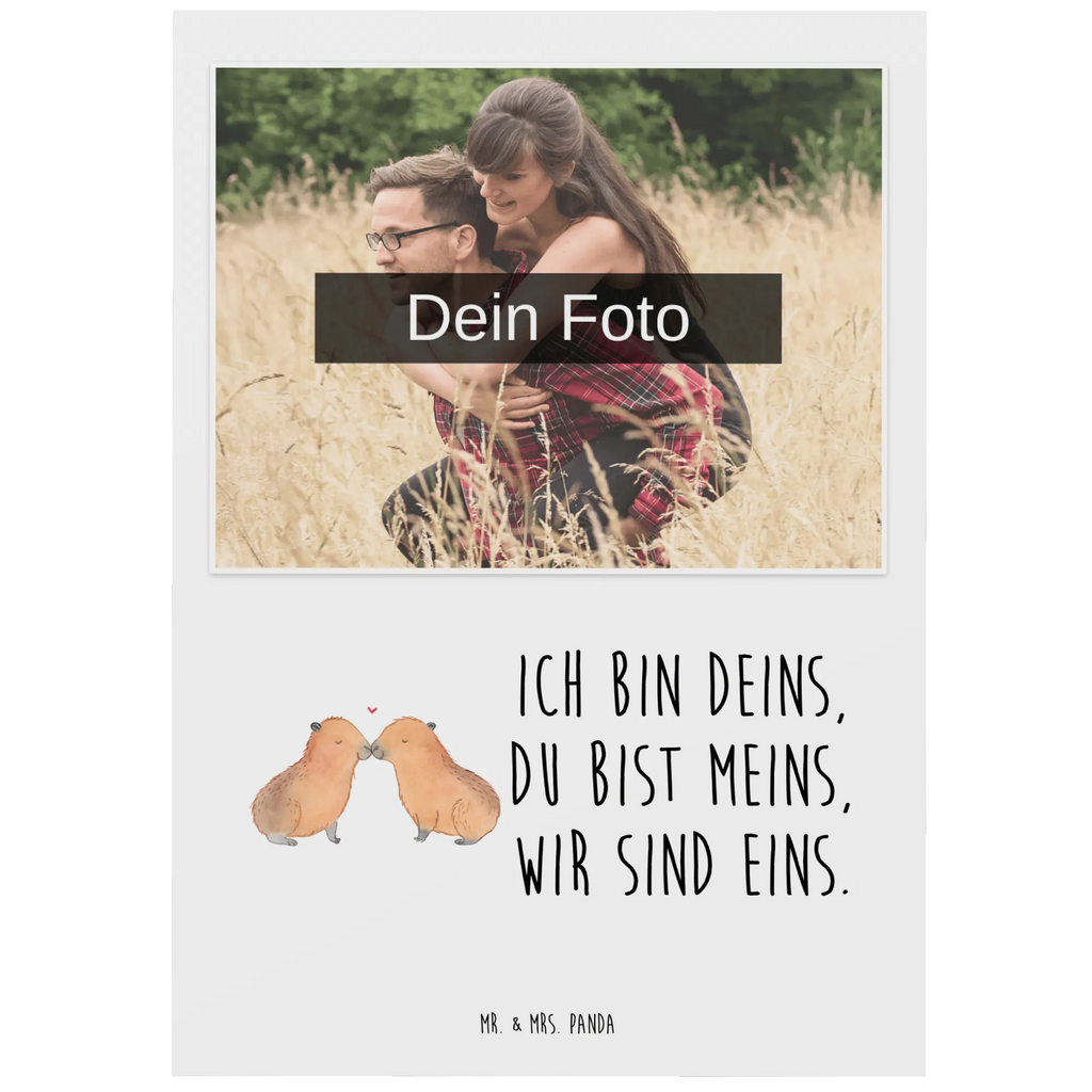 Personalisierte Foto Postkarte Capybara Liebe Personalisierte Foto Postkarte, Tiermotive, Gute Laune, lustige Sprüche, Tiere, Capybara, Liebe, verliebt, Paar, Jahrestag, Kuschel Capybaras, Tierliebe, Romantisches Geschenk, Handgezeichnet, Verschmolzen, Geschenkidee, Beziehung, Partnertiere, Ich bin deins, Du bist meins, Liebesspruch, Herzlich, Valentinstag, Ehejubiläum, Liebesbeweis