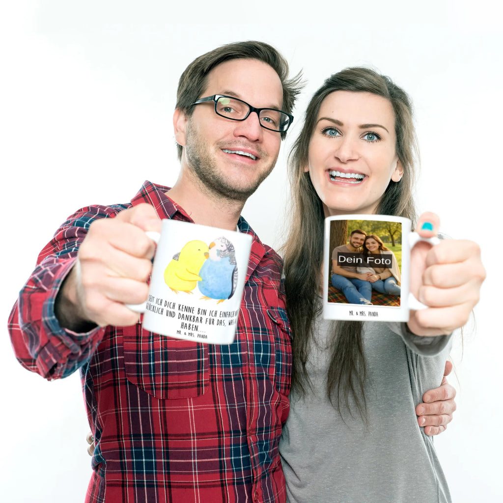 Personalisierte Foto Tasse Wellensittich Liebe Personalisierte Foto Tasse, Liebe, Partner, Freund, Freundin, Ehemann, Ehefrau, Heiraten, Verlobung, Heiratsantrag, Liebesgeschenk, Jahrestag, Hocheitstag, Vertrauen, Vögel, Nähe, Wellensittich, Kuscheln