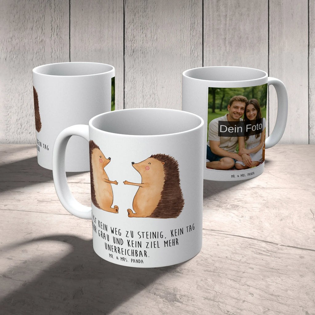 Personalized Photo Mug Hedgehogs in love Personalisierte Foto Tasse, Liebe, Partner, Freund, Freundin, Ehemann, Ehefrau, Heiraten, Verlobung, Heiratsantrag, Liebesgeschenk, Jahrestag, Hocheitstag, Verliebt, Igel, Hochzeitstag, Hochzeit, Verheiratet, Verlobt, Geschenk, Liebesbeweis
