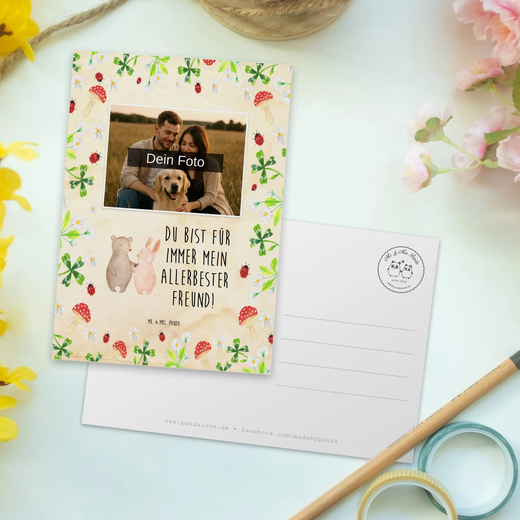 Personalisierte Foto Postkarte Bär und Hase Umarmen Personalisierte Foto Postkarte, Liebe, Partner, Freund, Freundin, Ehemann, Ehefrau, Heiraten, Verlobung, Heiratsantrag, Liebesgeschenk, Jahrestag, Hocheitstag, Bärchen, Freunde, Bär, Hase, best friends, bester Freund