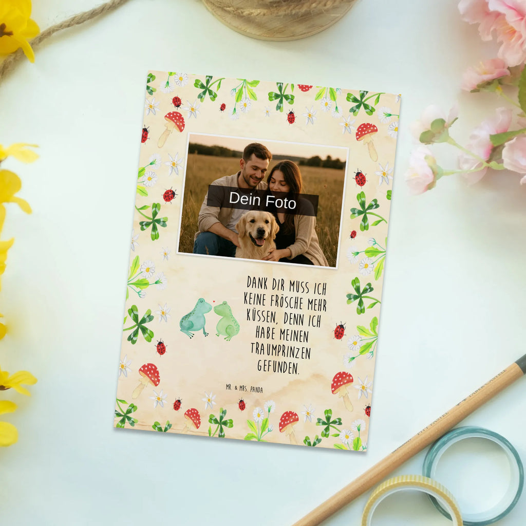 Personalisierte Foto Postkarte Frosch Liebe Personalisierte Foto Postkarte, Freundin, Freund, Liebe, Liebesgeschenk, Jahrestag, Verlobung, Partner, Ehemann, Ehefrau, Heiraten, Heiratsantrag, Hocheitstag, Verlobt, Verheiratet, Liebesbeweis, Hochzeitstag, Verliebt, Frosch, Frösche, Geschenk Freundin, Fröschchen, Geschenk Hochzeit, Geschenk Freund, Froschkönig