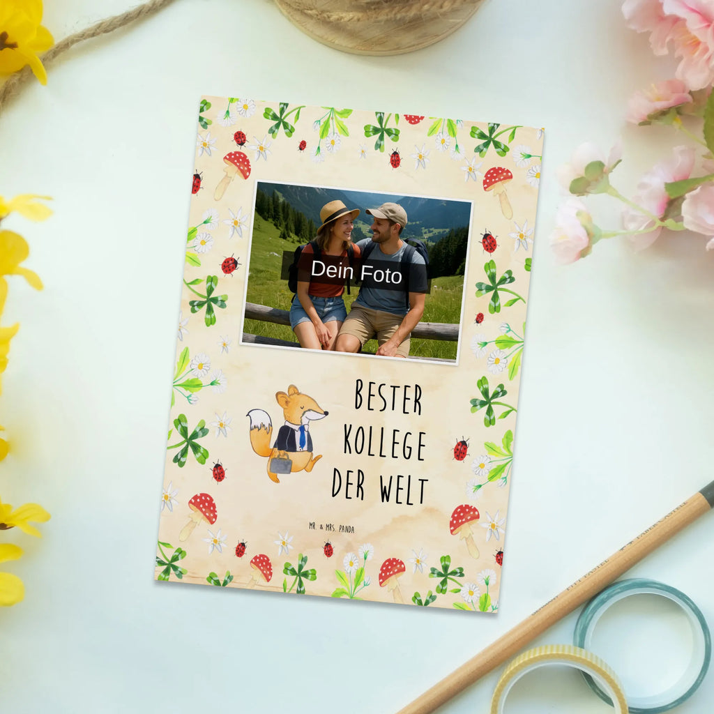 Personalisierte Foto Postkarte Fuchs Bester Kollege der Welt Personalisierte Foto Postkarte, für, Dankeschön, Geschenk, Schenken, Geburtstag, Geburtstagsgeschenk, Geschenkidee, Danke, Bedanken, Mitbringsel, Freude machen, Geschenktipp, Arbeitskollege, Kollege, Büro, Abschiedsgeschenk, Ruhestand, Arbeit, Mitarbeiter, Berufsgenosse, Beruf