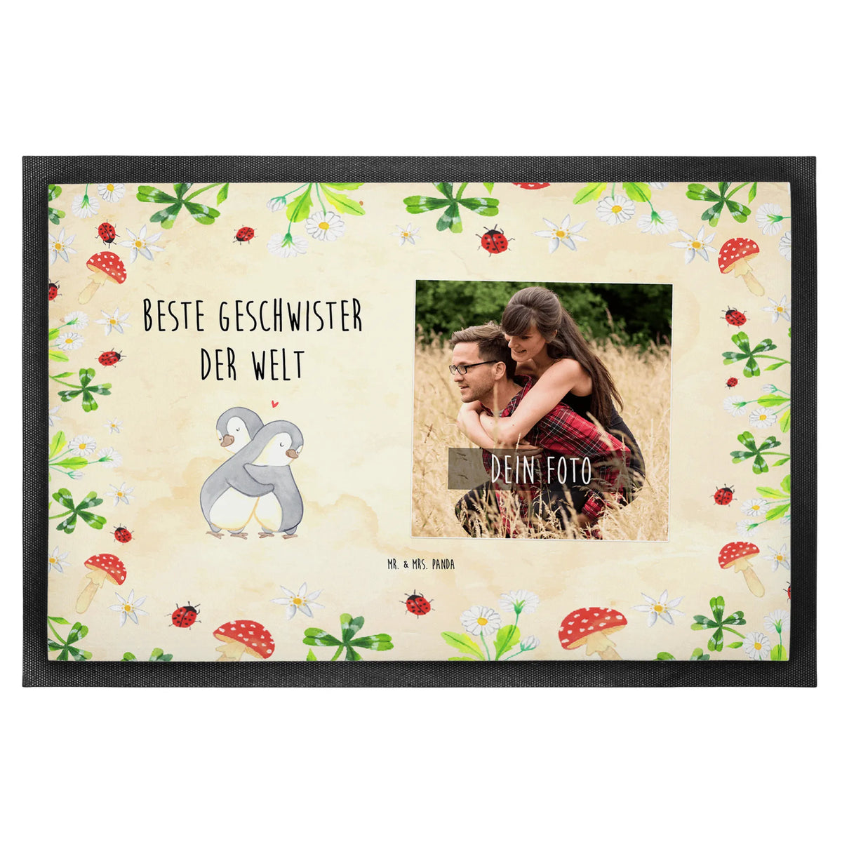 Personalisierte Foto Fußmatte Pinguin Beste Geschwister der Welt Fußmatte mit Bild, Fußmatte mit eigenem Bild, Fußmatte eigenes Foto, Personalisierte Fußmatte mit Foto, Fotomatte personalisiert, Fotomatte, Türmatte mit Bild, Türmatte mit Foto, Fußmatte mit eigenem Foto, Fußmatte mit Fotodruck, Personalisierte Foto Fußmatte, Foto Türmatte, Bild auf Fußmatte, Fußmatte mit Foto Druck, Schmutzmatte mit Foto, Fußmatte mit Foto, Fotofußmatte, Fußmatte Bild, Foto Fußabtreter, Foto Fußmatte, Fußabtreter mit Foto, Schmutzfangmatte mit Foto, Fußmatte Foto, Bedanken, Geschenk, Danke, Dankeschön, Geburtstag, Geburtstagsgeschenk, Schenken, Geschenkidee, für, Mitbringsel, Geschenktipp, Freude machen, Brüder, Geschwisterchen, Schwester, Familie, Geschwister, Bruder, Nachwuchs, Schwestern