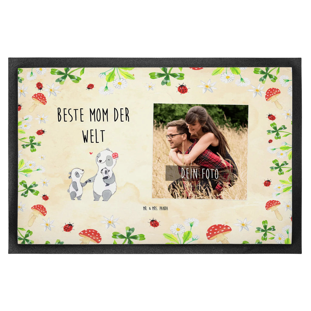 Personalisierte Foto Fußmatte Panda Beste Mom der Welt Personalisierte Foto Fußmatte, für, Dankeschön, Geschenk, Schenken, Geburtstag, Geburtstagsgeschenk, Geschenkidee, Danke, Bedanken, Mitbringsel, Freude machen, Geschenktipp, Mom, Mommy, Mama, Mami, Mutter, Muttertag, Mutti, Ma, Tochter, Sohn, Beste Mama, Beste, Supermama