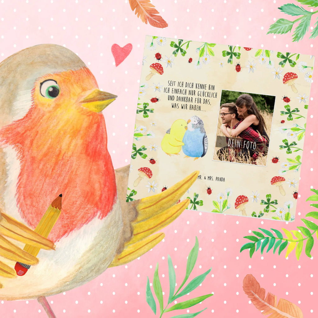 Personalisierte Foto Deluxe Karte Wellensittich Liebe Personalisierte Foto Grußkarte, Liebe, Partner, Freund, Freundin, Ehemann, Ehefrau, Heiraten, Verlobung, Heiratsantrag, Liebesgeschenk, Jahrestag, Hocheitstag, Kuscheln, Vögel, Wellensittich, Nähe, Vertrauen