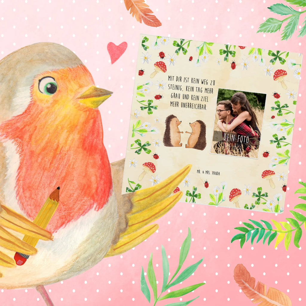 Personalized Photo Deluxe Card Hedgehogs in love Personalisierte Foto Grußkarte, Liebe, Partner, Freund, Freundin, Ehemann, Ehefrau, Heiraten, Verlobung, Heiratsantrag, Liebesgeschenk, Jahrestag, Hocheitstag, Verliebt, Hochzeitstag, Igel, Verlobt, Hochzeit, Liebesbeweis, Verheiratet, Geschenk