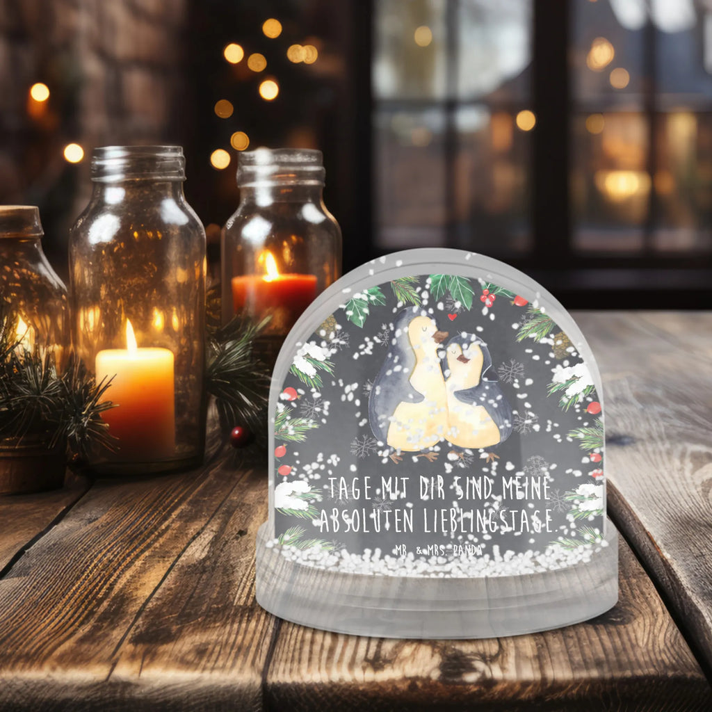 Snow globe Penguin embrace Deko Schneekugel, Schneekugel Handgemacht, Schneekugel Mit Tannenbaum, Schneekugel Für Weihnachten, Schüttelkugel, Schneekugel Aus Kunststoff, Schneekugel Mit Haus, Schneekugel Mit Motiv, Schneekugel Mit Glitzer, Schneekugel Mit Weihnachtsmann, Weihnachtskugel, Schneekugel Romantisch, Schneekugel Mit Stadtmotiv, Schneekugel Mit Engel, Glaskugel Mit Schnee, Schneekugel Mit Spieluhr, Schneekugel Für Sammler, Geschenkidee Schneekugel, Mini Schneekugel, XXL Schneekugel, Schneekugel Aus Glas, Schneekugel Mit Schnee-Effekt, Schneekugel Klein, Schneekugel Mit Musik, Schneekugel Für Advent, Schneekugel Groß, Schneekugel Für Kinder, Schneekugel Mit Figur, Schneekugel Als Geschenk, Schneekugel Mit Licht, Winterdeko Kugel, Schneekugel Für Deko, Schneekugel, Schneekugel Nostalgisch, Schneekugel Modern, Schneekugel Klassisch, Schneekugel Vintage, Schneekugel Mit Herz, Schneekugel Mit Tiermotiv, Schneekugeln, Schneekugel Mit Schneemann, Schneekugel Weihnachten, Schneekugel Für Erwachsene, Winterkugel, Pinguin, Hochzeit, Liebesbeweis, Liebe, Liebespaar, Hochzeitstag, Hochzeitsgeschenk, Jahrestag, Liebesgeschenk, Verlobung