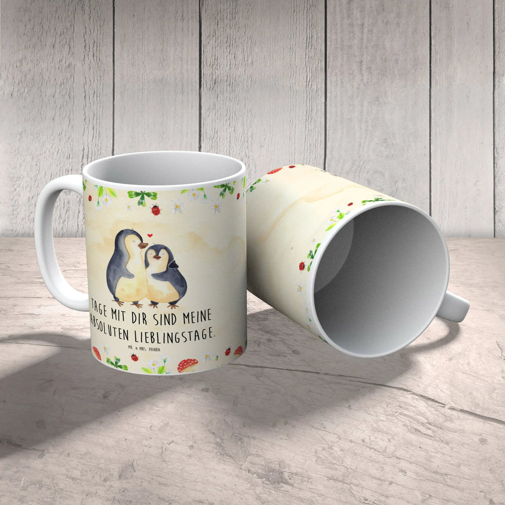 Mug Penguin embrace Teetasse, Geschenktasse, Porzellantasse, Kaffeetasse, Keramiktasse, Tasse mit Zitaten, Bürotasse, Tasse mit Motiven, Tasse, Pinguin, Verlobung, Liebesbeweis, Hochzeitstag, Liebe, Liebespaar, Liebesgeschenk, Hochzeit, Jahrestag, Hochzeitsgeschenk