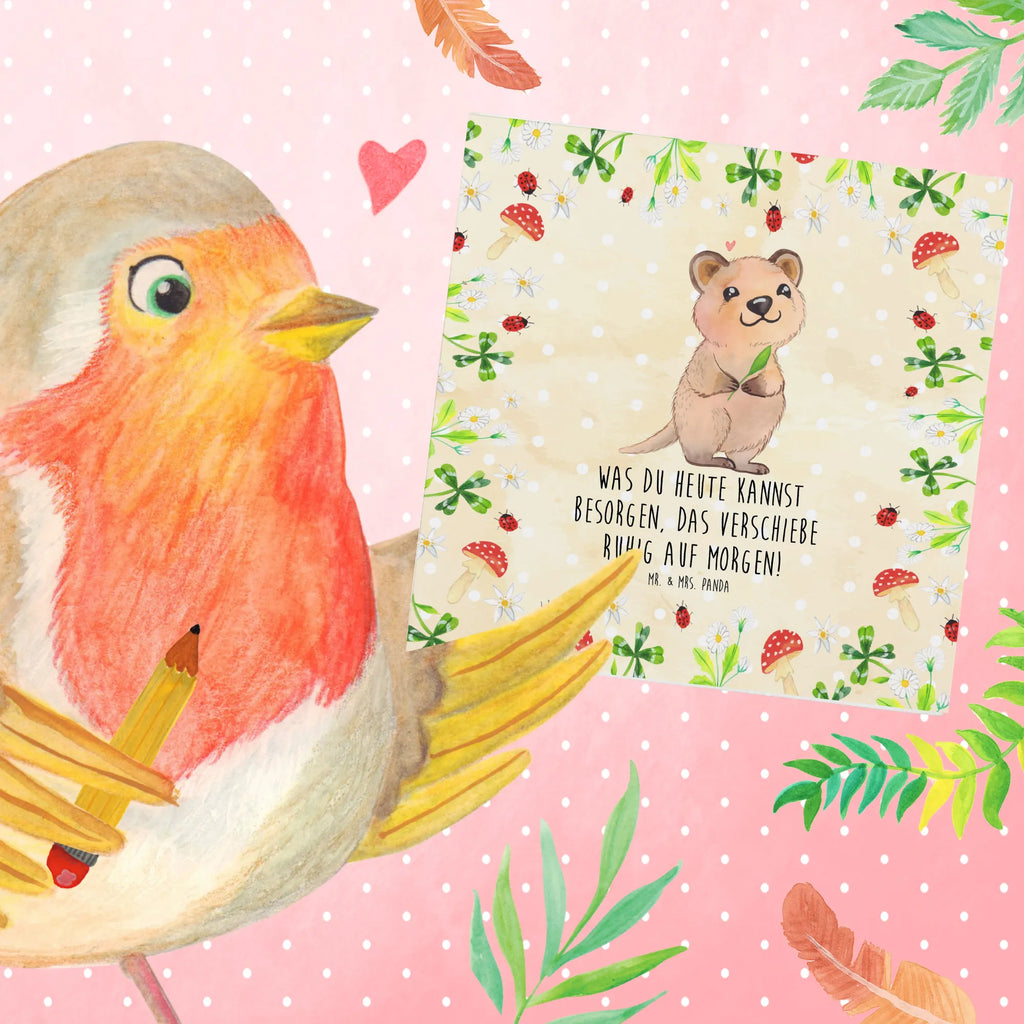 Deluxe Card Quokka Happy Hochwertige Klappkarte, Hochzeitskarte, Karte, Einladungskarte, Grußkarte, Geburtstagskarte, Klappkarte, Glückwunschkarte, Hochwertige Grußkarte, Tiermotive, Gute Laune, lustige Sprüche, Tiere, Lustiger Spruch, Quokka, Dinge erledigen, Verschieben, Aufschieberitis, Niedliches Tier