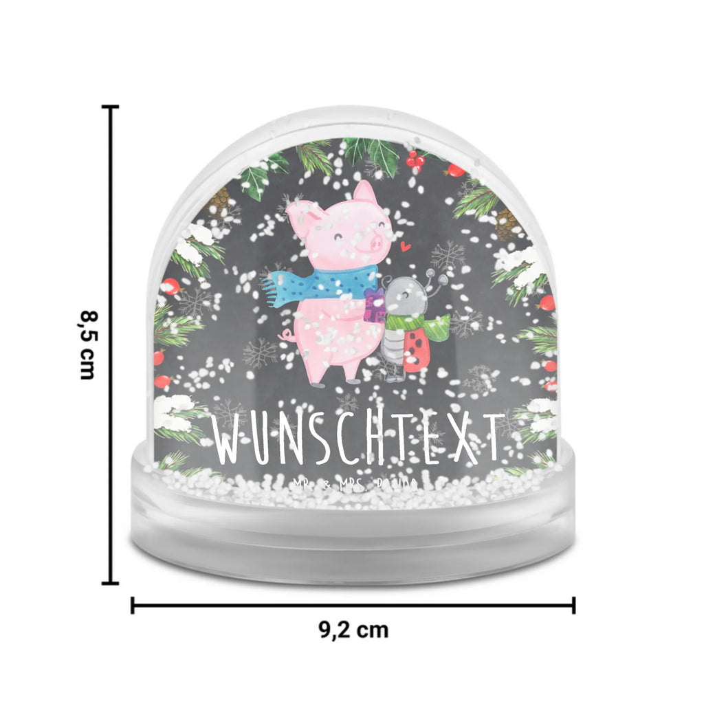 Personalized Snow Globe Glow Pig Snuggle Schneekugel Für Sammler Personalisiert, Romantische Schneekugel Mit Wunschtext, Schneekugel Mit Herz Und Namen, Winterkugel Mit Wunschtext, Schneekugel Mit Gravur, Schneekugel Mit Stadtmotiv Und Namen, Schneekugel Mit Initialen, Schneekugel Für Erwachsene Mit Namen, Schneekugel Als Geschenk Mit Namen, Glaskugel Mit Namen, Schneekugel Mit Spruch, Schneekugel Für Paare Mit Gravur, Weihnachtskugel Mit Wunschtext, Schneekugel Mit Figur Und Gravur, Klassische Schneekugel Mit Namen, Schneekugel Mit Datum, Schneekugel Mit Text, Schneekugel Mit Wunschtext, Personalisierte Schneekugel, Schneekugel Für Kinder Mit Wunschtext, Schneekugel Mit Spieluhr Und Gravur, Geschenkidee Schneekugel Mit Namen, Schneekugel Mit Liebevollem Text, Moderne Schneekugel Mit Text, Schneekugel Selbst Gestalten, Schneekugel Mit Namen, Schneekugel Weihnachten Mit Namen, Schneekugel Mit Licht Und Wunschtext, Schneekugel Mit Tiermotiv Und Wunschtext, Winter, Weihnachten, Weihnachtsdeko, Nikolaus, Advent, Heiligabend, Wintermotiv, Süßer Marienkäfer gibt Geschenk, Smörle der stolze Marienkäfer, Herzliches Marienkäfer Motiv, Romantische Geschenkidee Glühwein, Winterlicher Glühwein Spruch, Kreatives Glühschwein Design, Handgezeichnetes Glühschwein, Glühwein Liebhaber Geschenk, Glühwein ist köstlich Spruch, Marienkäfer in Winterkleidung
