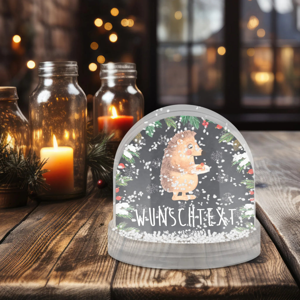 Personalisierte Schneekugel Igel Kuchenstück Klassische Schneekugel Mit Namen, Weihnachtskugel Mit Wunschtext, Schneekugel Mit Licht Und Wunschtext, Schneekugel Mit Liebevollem Text, Schneekugel Weihnachten Mit Namen, Schneekugel Mit Spruch, Schneekugel Mit Wunschtext, Schneekugel Mit Datum, Schneekugel Für Erwachsene Mit Namen, Schneekugel Als Geschenk Mit Namen, Geschenkidee Schneekugel Mit Namen, Schneekugel Für Sammler Personalisiert, Schneekugel Mit Namen, Schneekugel Mit Spieluhr Und Gravur, Schneekugel Selbst Gestalten, Schneekugel Für Paare Mit Gravur, Schneekugel Für Kinder Mit Wunschtext, Schneekugel Mit Tiermotiv Und Wunschtext, Schneekugel Mit Text, Schneekugel Mit Initialen, Moderne Schneekugel Mit Text, Schneekugel Mit Herz Und Namen, Romantische Schneekugel Mit Wunschtext, Glaskugel Mit Namen, Winterkugel Mit Wunschtext, Personalisierte Schneekugel, Schneekugel Mit Figur Und Gravur, Schneekugel Mit Gravur, Schneekugel Mit Stadtmotiv Und Namen, Tiermotive, Gute Laune, lustige Sprüche, Tiere, Kuchen, Kuchen backen, Einladung Party, Essen Spruch, Torte, Backen Geschenk, Igel, Geburtstagskuchen
