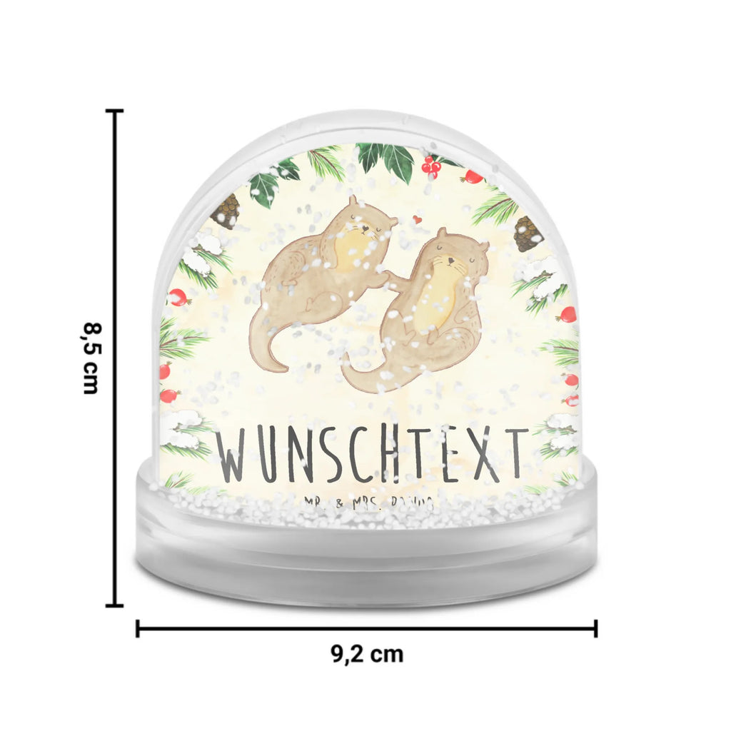 Personalisierte Schneekugel Otter Hände halten Schneekugel Mit Tiermotiv Und Wunschtext, Schneekugel Für Erwachsene Mit Namen, Schneekugel Als Geschenk Mit Namen, Schneekugel Mit Spruch, Schneekugel Für Sammler Personalisiert, Romantische Schneekugel Mit Wunschtext, Glaskugel Mit Namen, Schneekugel Mit Initialen, Schneekugel Für Paare Mit Gravur, Moderne Schneekugel Mit Text, Schneekugel Mit Figur Und Gravur, Schneekugel Mit Datum, Geschenkidee Schneekugel Mit Namen, Weihnachtskugel Mit Wunschtext, Schneekugel Mit Licht Und Wunschtext, Schneekugel Mit Gravur, Personalisierte Schneekugel, Schneekugel Weihnachten Mit Namen, Schneekugel Mit Herz Und Namen, Schneekugel Für Kinder Mit Wunschtext, Schneekugel Mit Text, Schneekugel Mit Spieluhr Und Gravur, Schneekugel Mit Namen, Schneekugel Mit Stadtmotiv Und Namen, Schneekugel Mit Wunschtext, Klassische Schneekugel Mit Namen, Schneekugel Selbst Gestalten, Schneekugel Mit Liebevollem Text, Winterkugel Mit Wunschtext, Otter, Fischotter, Seeotter, Otter Seeotter See Otter