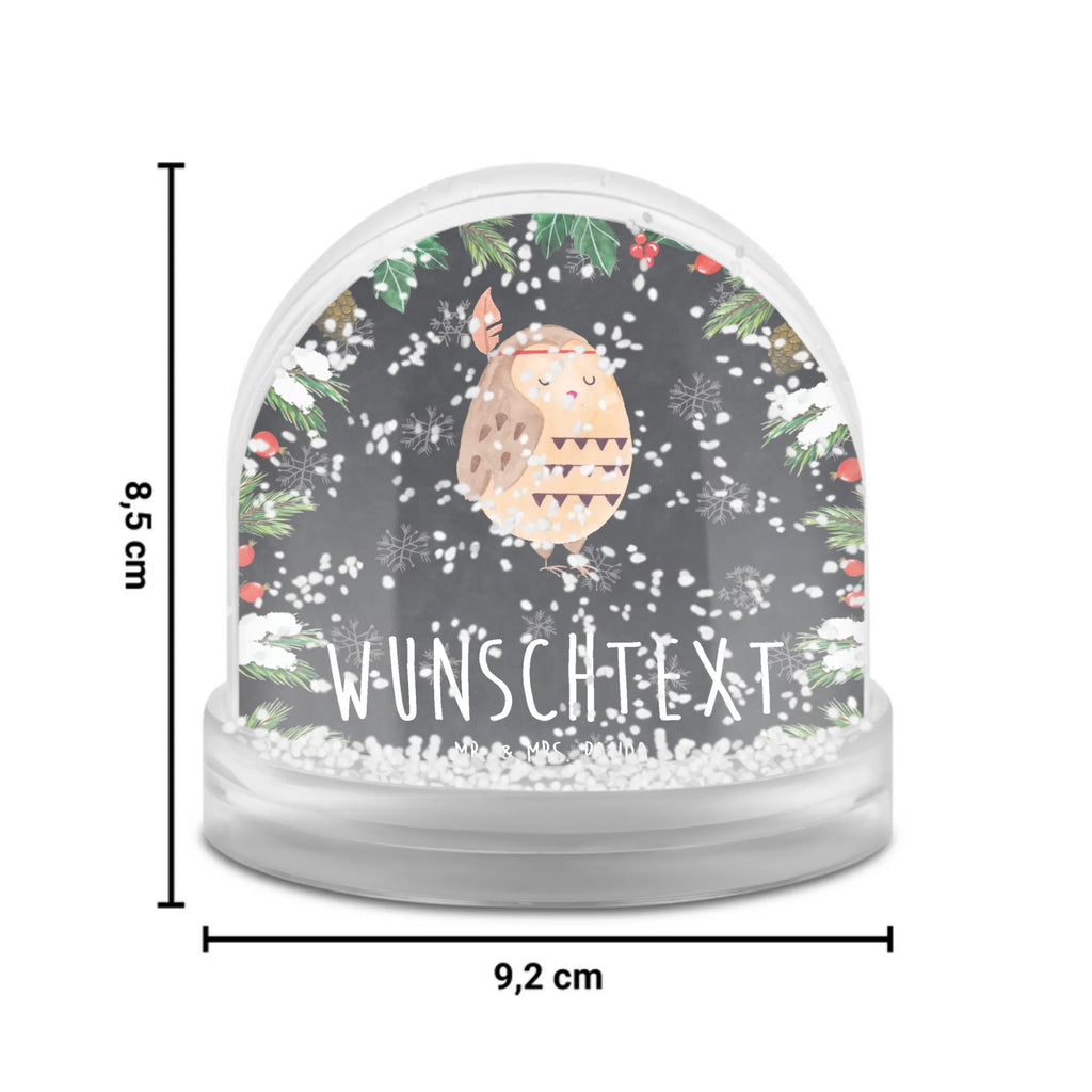 Personalisierte Schneekugel Eule Federschmuck Personalisierte Schneekugel, Schneekugel Selbst Gestalten, Schneekugel Mit Initialen, Winterkugel Mit Wunschtext, Glaskugel Mit Namen, Schneekugel Mit Namen, Schneekugel Mit Spruch, Schneekugel Mit Figur Und Gravur, Schneekugel Mit Wunschtext, Schneekugel Für Paare Mit Gravur, Schneekugel Für Kinder Mit Wunschtext, Schneekugel Mit Stadtmotiv Und Namen, Schneekugel Mit Gravur, Schneekugel Für Sammler Personalisiert, Schneekugel Mit Datum, Moderne Schneekugel Mit Text, Schneekugel Mit Liebevollem Text, Romantische Schneekugel Mit Wunschtext, Schneekugel Mit Tiermotiv Und Wunschtext, Schneekugel Weihnachten Mit Namen, Schneekugel Mit Text, Klassische Schneekugel Mit Namen, Schneekugel Für Erwachsene Mit Namen, Weihnachtskugel Mit Wunschtext, Geschenkidee Schneekugel Mit Namen, Schneekugel Mit Spieluhr Und Gravur, Schneekugel Als Geschenk Mit Namen, Schneekugel Mit Licht Und Wunschtext, Schneekugel Mit Herz Und Namen, Eule, Eule Deko, Federschmuck, Owl, Das Leben ist ein Abenteuer, Dekoration, Reisespruch