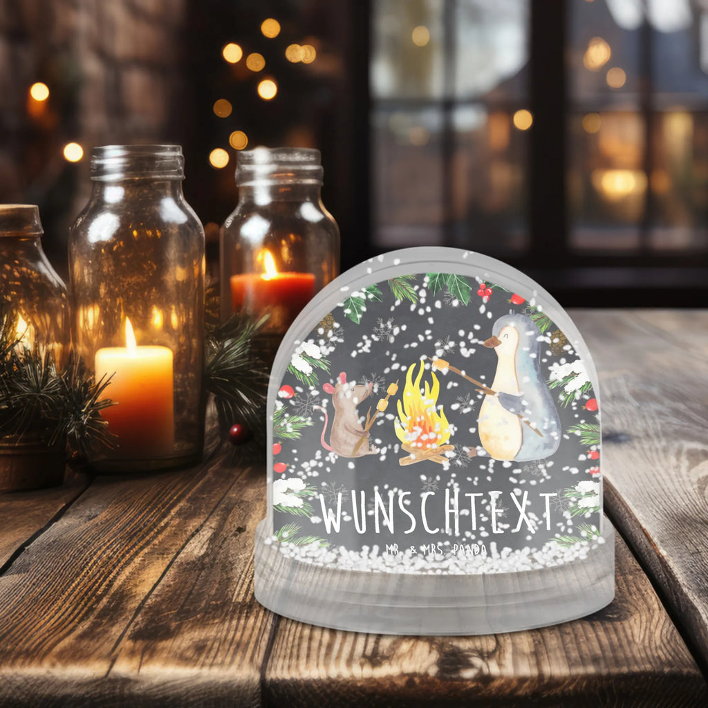Personalisierte Schneekugel Pinguin Lagerfeuer Schneekugel Für Erwachsene Mit Namen, Schneekugel Weihnachten Mit Namen, Schneekugel Mit Stadtmotiv Und Namen, Geschenkidee Schneekugel Mit Namen, Schneekugel Für Sammler Personalisiert, Schneekugel Mit Gravur, Glaskugel Mit Namen, Schneekugel Mit Initialen, Schneekugel Als Geschenk Mit Namen, Schneekugel Mit Licht Und Wunschtext, Schneekugel Selbst Gestalten, Winterkugel Mit Wunschtext, Personalisierte Schneekugel, Klassische Schneekugel Mit Namen, Romantische Schneekugel Mit Wunschtext, Schneekugel Mit Herz Und Namen, Schneekugel Mit Wunschtext, Schneekugel Mit Tiermotiv Und Wunschtext, Schneekugel Mit Text, Moderne Schneekugel Mit Text, Schneekugel Mit Spieluhr Und Gravur, Weihnachtskugel Mit Wunschtext, Schneekugel Für Kinder Mit Wunschtext, Schneekugel Mit Namen, Schneekugel Für Paare Mit Gravur, Schneekugel Mit Spruch, Schneekugel Mit Datum, Schneekugel Mit Figur Und Gravur, Schneekugel Mit Liebevollem Text, Pinguin, Lebensspruch, Maus, Liebe, Lagerfeuer, Lebensmotivation, Marshmallows, Motivation, Pinguine, Büro, Feuer, Job, Neustart, grillen, Leben, Büroalltag, Arbeit