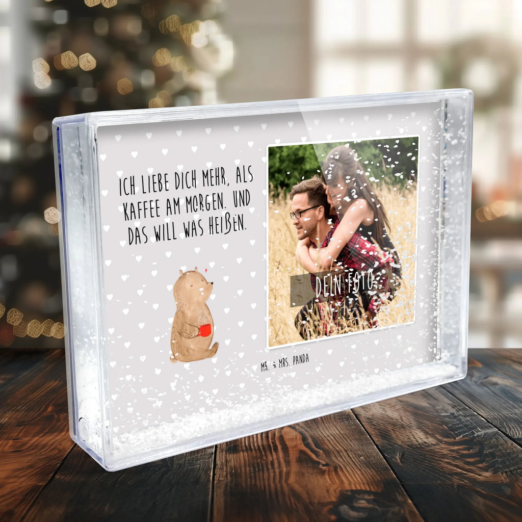 Schüttelrahmen mit Foto Bär Morgenkaffee Schüttelrahmen mit Foto, Rahmen mit Foto, Fotogeschenke, Fotogeschenk, Orginalles Fotogeschenk, Bilderrahmen mit Foto, Liebe, Partner, Freund, Freundin, Ehemann, Ehefrau, Heiraten, Verlobung, Heiratsantrag, Liebesgeschenk, Jahrestag, Hocheitstag, Liebesbeweis, Geschenk für Frauen, für Männer, für Ehemann, Valentinstag, Mitbringsel, Geschenk für Partner, Geschenk für Freundin, Hochzeitstag