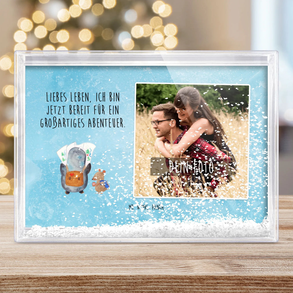 Shake Frame with Photo Penguin & Mouse Hiker Rahmen mit Foto, Schüttelrahmen mit Foto, Fotogeschenk, Fotogeschenke, Orginalles Fotogeschenk, Bilderrahmen mit Foto, Pinguin, Abenteurer, Wanderlust, Pinguine, Roadtrip, wandern, Ausflug, Abenteuer