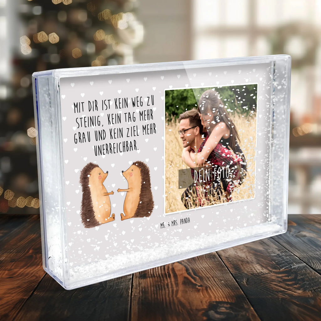 Shake Frame with Photo Hedgehogs in love Fotogeschenke, Bilderrahmen mit Foto, Orginalles Fotogeschenk, Fotogeschenk, Schüttelrahmen mit Foto, Rahmen mit Foto, Liebe, Partner, Freund, Freundin, Ehemann, Ehefrau, Heiraten, Verlobung, Heiratsantrag, Liebesgeschenk, Jahrestag, Hocheitstag, Igel, Geschenk, Hochzeit, Liebesbeweis, Hochzeitstag, Verliebt, Verlobt, Verheiratet