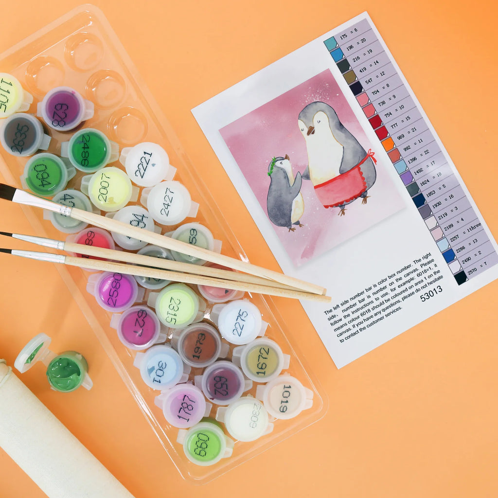 Paint by Numbers Penguin with child Kunstwerk, DIY, Malen, Ausmalbild, Künstler, Bastelidee, Kreativität, Malen nach Zahlen, Basteln, Muttertag, Papa, Mama, Vatertag, Bruder, Schwester, Familie, Opa, Oma, Mami, Geschenk, Mutter, Mutti, Geburststag