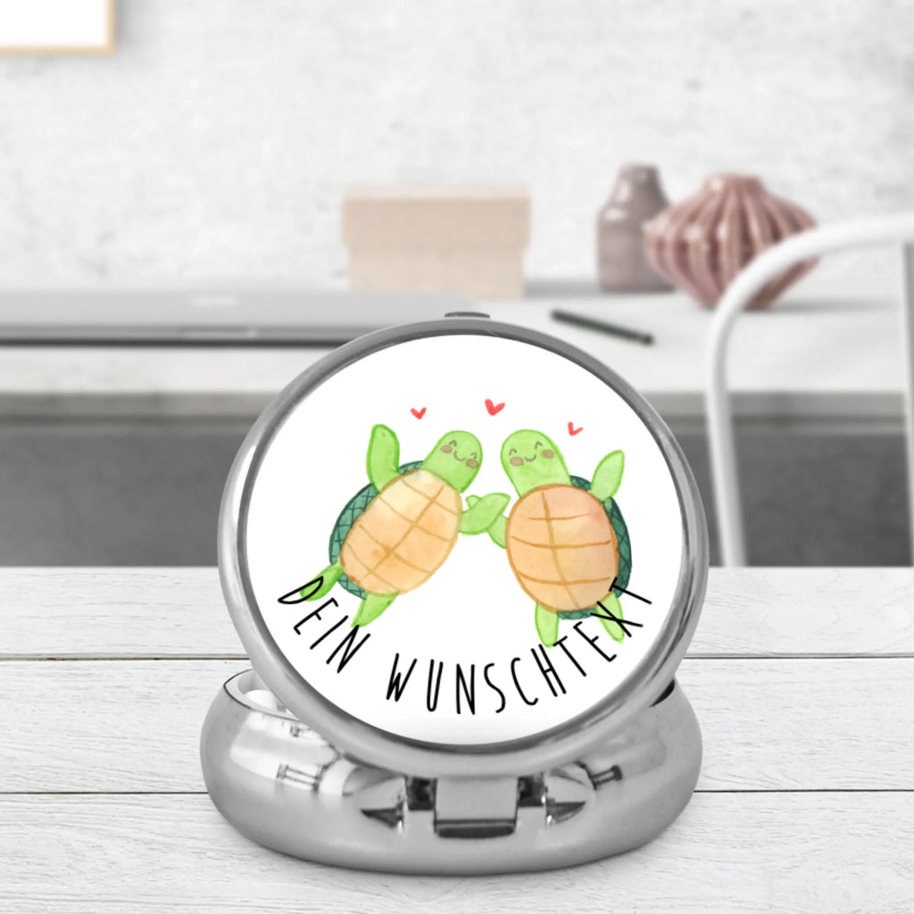 Personalisierte Pillendose Schildkröten Paar Personalisierte Tablettenbox, Personalisierter Tablettenorganizer, Personalisierte Pillendose, Pillendose mit Wunschnamen, Pillen, Personalisierte Dose, Personalisierte Pillendose klein, Personalisierte Pillenorganizer, Tabletten, Liebe, Partner, Freund, Freundin, Ehemann, Ehefrau, Heiraten, Verlobung, Heiratsantrag, Liebesgeschenk, Jahrestag, Hocheitstag, Liebesbeweis, Geschenk für Frauen, Geschenk für Freundin, für Ehemann, Valentinstag, Hochzeitstag, Mitbringsel, für Männer, Geschenk für Partner