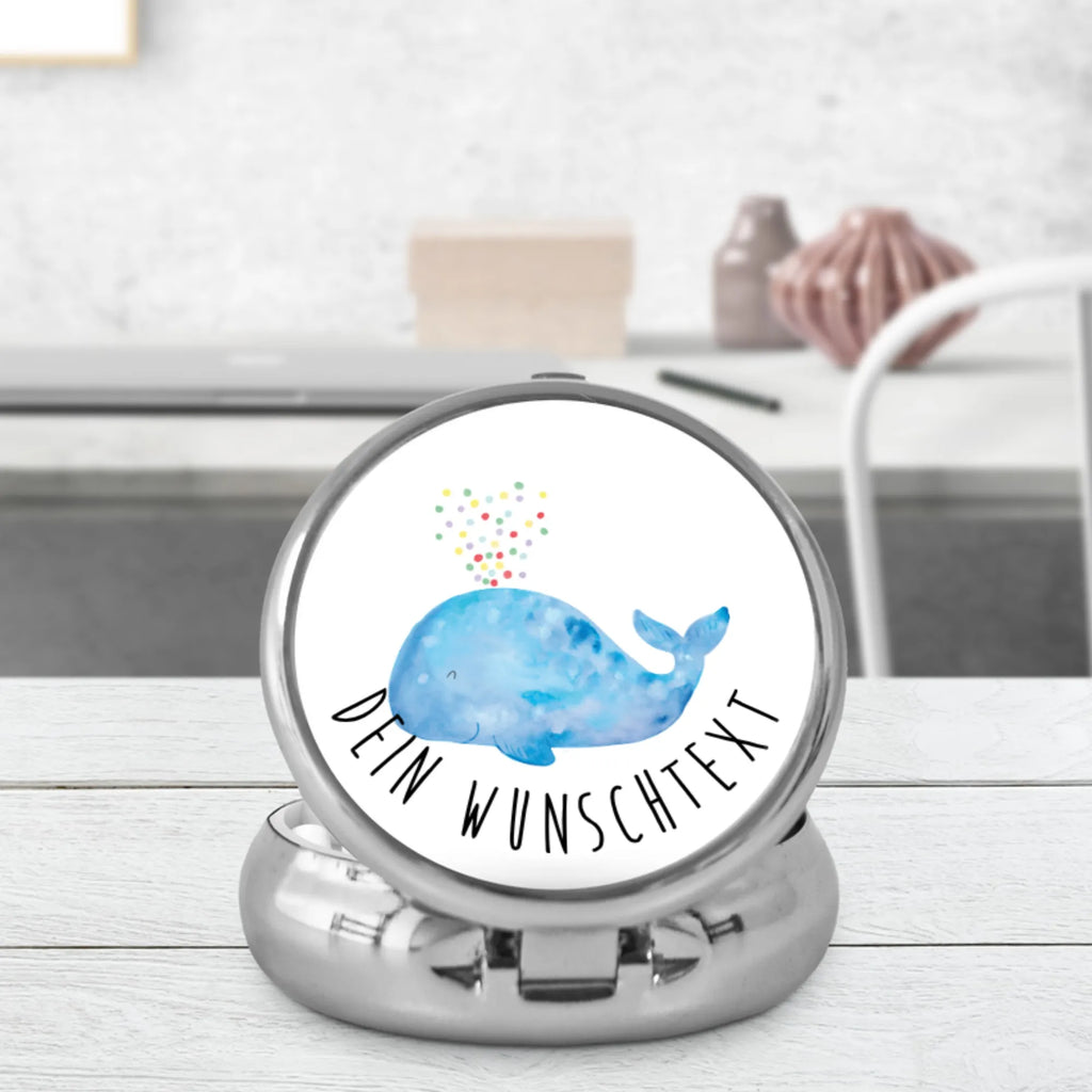 Personalisierte Pillendose Wal Konfetti Personalisierte Pillendose klein, Personalisierte Dose, Tabletten, Personalisierte Pillendose, Pillen, Personalisierte Pillenorganizer, Pillendose mit Wunschnamen, Personalisierte Tablettenbox, Personalisierter Tablettenorganizer, Meerestiere, Meer, Urlaub, Wale, Konfetti, Abnehmen, Neuanfang, Geburtstag, Wal, Motivation, Diät, Lebensabschnitt, Trennung, Neustart
