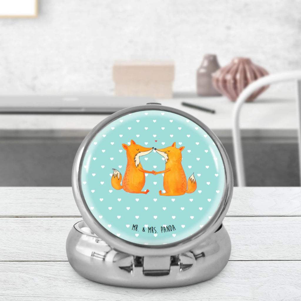 Pillendose Füchse Liebe Pillenorganizer, Tabletten, Tablettenbox, Pillen, Dose, Tablettenorganizer, Pillendose, Pillendose klein, Fuchs, Paar, Freund, Liebe, Ehe, Fox, Füchse, Freundin, Ehemann, Verlobte, Liebesbeweis, Liebespaar, Ehefrau, Partner