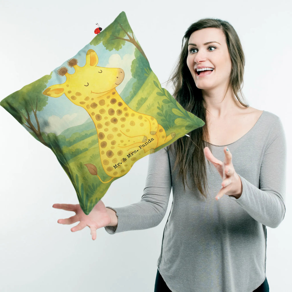 40x40 Kissen Giraffe Zufrieden Design Sofakissen, Motivkissen, Kissen 40x40 Waschbar, Dekokissen Sofa, Sofakissen 40x40, Kissen 40x40, Zierkissen, Kopfkissen, Kopfkissen 40x40, Kissen, Kissenbezug 40x40, sofakissen, Kissenbezüge, sitzkissen, Dekokissen 40x40, Dekokissen, Kissenhülle, Couchkissen, Kissenhülle 40x40, Afrika, Wildtiere, Giraffe, Abenteuer, Glück, Zufrieden