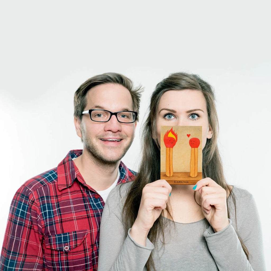 Postkarte Streichhölzer Design Postkarte, Karte, Geschenkkarte, Grußkarte, Einladung, Ansichtskarte, Geburtstagskarte, Einladungskarte, Dankeskarte, Ansichtskarten, Einladung Geburtstag, Einladungskarten Geburtstag, Liebe, Partner, Freund, Freundin, Ehemann, Ehefrau, Heiraten, Verlobung, Heiratsantrag, Liebesgeschenk, Jahrestag, Hocheitstag, Streichhölzer