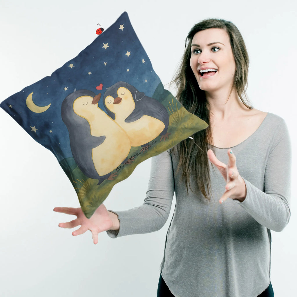 40x40 Kissen Pinguine Einschlafen Design Zierkissen, Sofakissen, Kissenhülle, Kissen 40x40 Waschbar, Motivkissen, Dekokissen, Sofakissen 40x40, Kissen, Kissenhülle 40x40, Kissenbezug 40x40, sofakissen, Kopfkissen, Kissen 40x40, Dekokissen 40x40, Kissenbezüge, Couchkissen, sitzkissen, Kopfkissen 40x40, Dekokissen Sofa, Liebe, Partner, Freund, Freundin, Ehemann, Ehefrau, Heiraten, Verlobung, Heiratsantrag, Liebesgeschenk, Jahrestag, Hocheitstag, Valentinstag, Geschenk für Frauen, für Ehemann, Liebesbeweis, Hochzeitstag, für Männer, Mitbringsel, Geschenk für Partner, Geschenk für Freundin