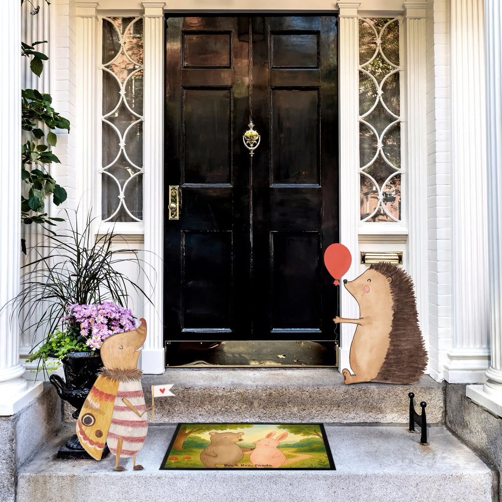 Doormat Niedźwiedź i królik Przytulać Design Matte, Fußabtreter außen, Fußabstreifer außen, Gummimatte, Fussmatten, Fußmatte waschbar, Schmutzmatte, Haustürmatte, Fußabstreifer, Motivfußmatte, Schmutzfangmatte, Eingangsteppich, Fußmatte außen, Vorleger, Fußmatten, Fussmatten online, Fußmatte außen wetterfest, Türmatte, Schmutzfangteppich, Gummi Matte, Schmutzfangmatte waschbar, Sauberlaufmatte, Türvorleger, Schmutzfänger, Fußmatte outdoor, Fußmatte innen, Fußabtreter, Liebe, Partner, Freund, Freundin, Ehemann, Ehefrau, Heiraten, Verlobung, Heiratsantrag, Liebesgeschenk, Jahrestag, Hocheitstag, bester Freund, best friends, Bär, Bärchen, Hase, Freunde