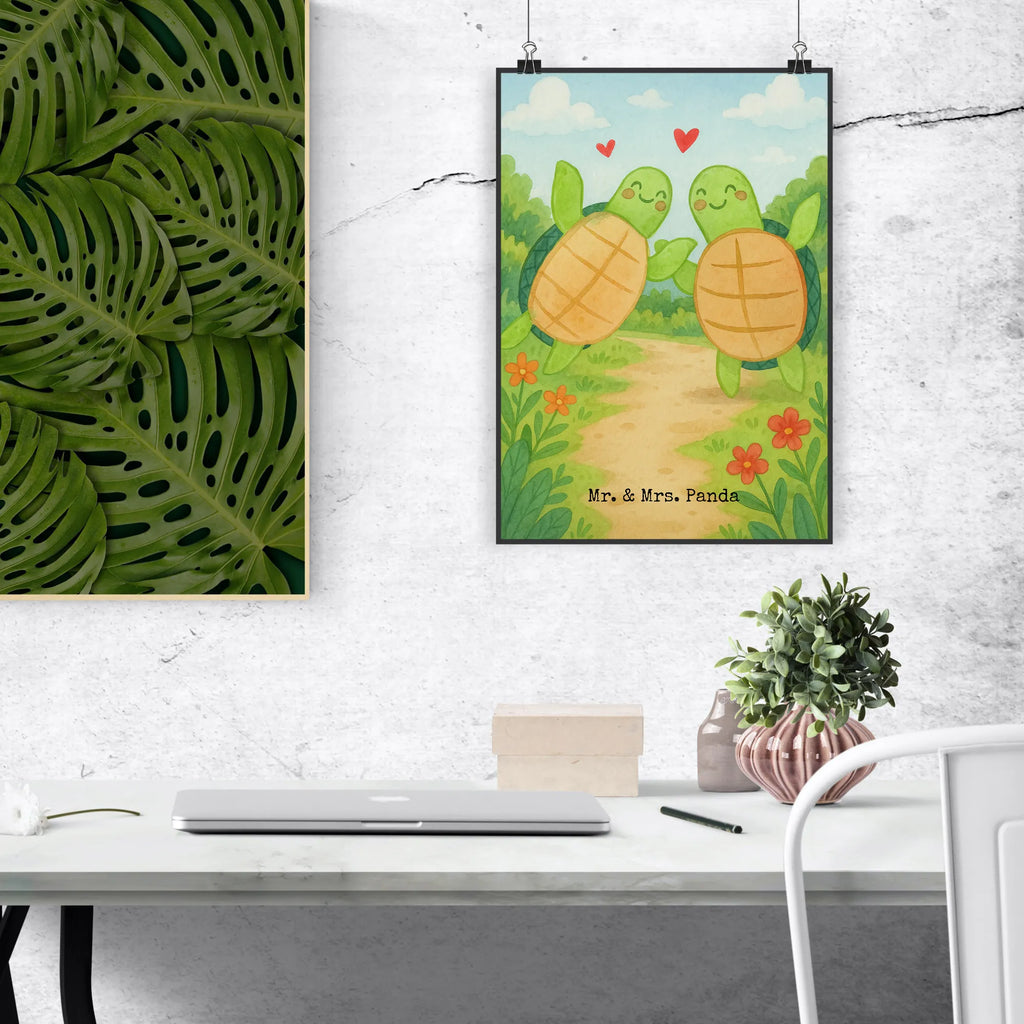 Poster turtles Pair Design Designposter, Poster, Mr. & Mrs. Panda Poster, Kunstdruck, Bild, Posterdruck, Wandposter, Kinderposter, Handgemaltes Poster, Küchenposter, Wanddekoration, Wanddeko Bild, Raumdekoration, Wanddeko, Liebe, Partner, Freund, Freundin, Ehemann, Ehefrau, Heiraten, Verlobung, Heiratsantrag, Liebesgeschenk, Jahrestag, Hocheitstag, Liebesbeweis, Geschenk für Frauen, für Ehemann, Valentinstag, Hochzeitstag, Geschenk für Partner, für Männer, Mitbringsel, Geschenk für Freundin