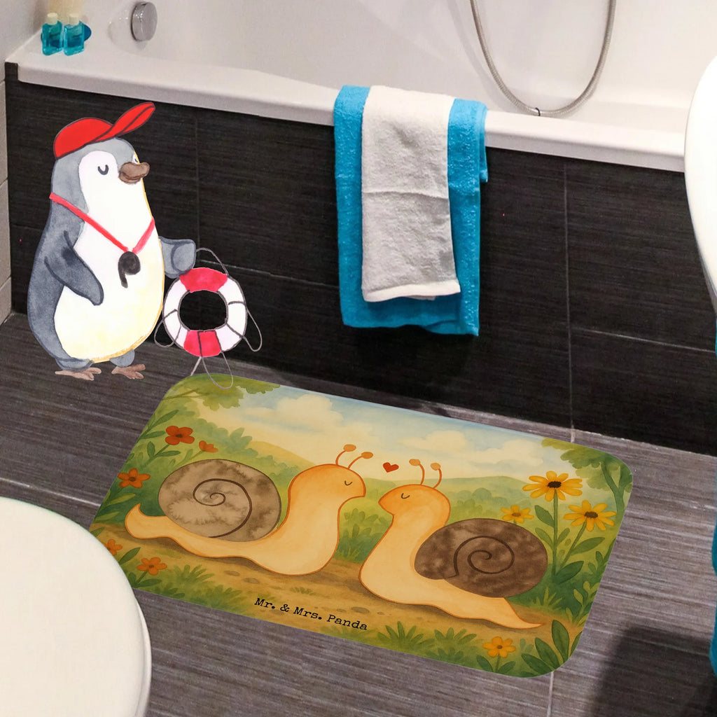 Badematte Schnecken Liebe Design Badematte, Badteppich, Duschvorleger, Badezimmerteppich, Badezimmermatte, Badvorleger, Duschmatte, Duschteppich, Badteppiche, Badgarnitur, Badematten, Teppich Badezimmer, Badezimmermatten, Liebe, Partner, Freund, Freundin, Ehemann, Ehefrau, Heiraten, Verlobung, Heiratsantrag, Liebesgeschenk, Jahrestag, Hocheitstag