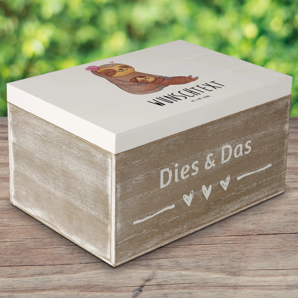 Personalisierte Holzkiste Faultier Mutter Schatzkiste mit Namen, Erinnerungsbox mit Namen, Dekokiste Personalisiert, mit Namen, Truhe Personalisiert, Schatulle Personalisiert, Holzkiste mit Namen, Holzkiste Personalisiert, Kiste mit Namen, GEschenkdose personalisiert, Erinnerungsbox Personalisiert, Schatzkiste Personalisiert, Kiste Personalisiert, Truhe mit Namen, Geschenkbox personalisiert, Schatulle mit Namen, Aufbewahrungsbox mit Namen, Erinnerungskiste, Dekokiste mit Namen, Aufbewahrungsbox Personalisiert, Erinnerungskiste Personalisiert, Muttertag Geschenke, Mama Geschenke, Mutti Geburtstag, Mama Liebe, Muttertag, Mama Geschenk, Tochter Geschenk
