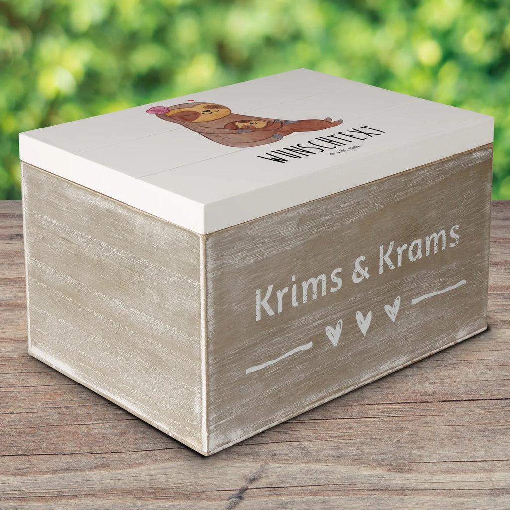 Personalisierte Holzkiste Faultier Mutter Schatzkiste mit Namen, Erinnerungsbox mit Namen, Dekokiste Personalisiert, mit Namen, Truhe Personalisiert, Schatulle Personalisiert, Holzkiste mit Namen, Holzkiste Personalisiert, Kiste mit Namen, GEschenkdose personalisiert, Erinnerungsbox Personalisiert, Schatzkiste Personalisiert, Kiste Personalisiert, Truhe mit Namen, Geschenkbox personalisiert, Schatulle mit Namen, Aufbewahrungsbox mit Namen, Erinnerungskiste, Dekokiste mit Namen, Aufbewahrungsbox Personalisiert, Erinnerungskiste Personalisiert, Muttertag Geschenke, Mama Geschenke, Mutti Geburtstag, Mama Liebe, Muttertag, Mama Geschenk, Tochter Geschenk
