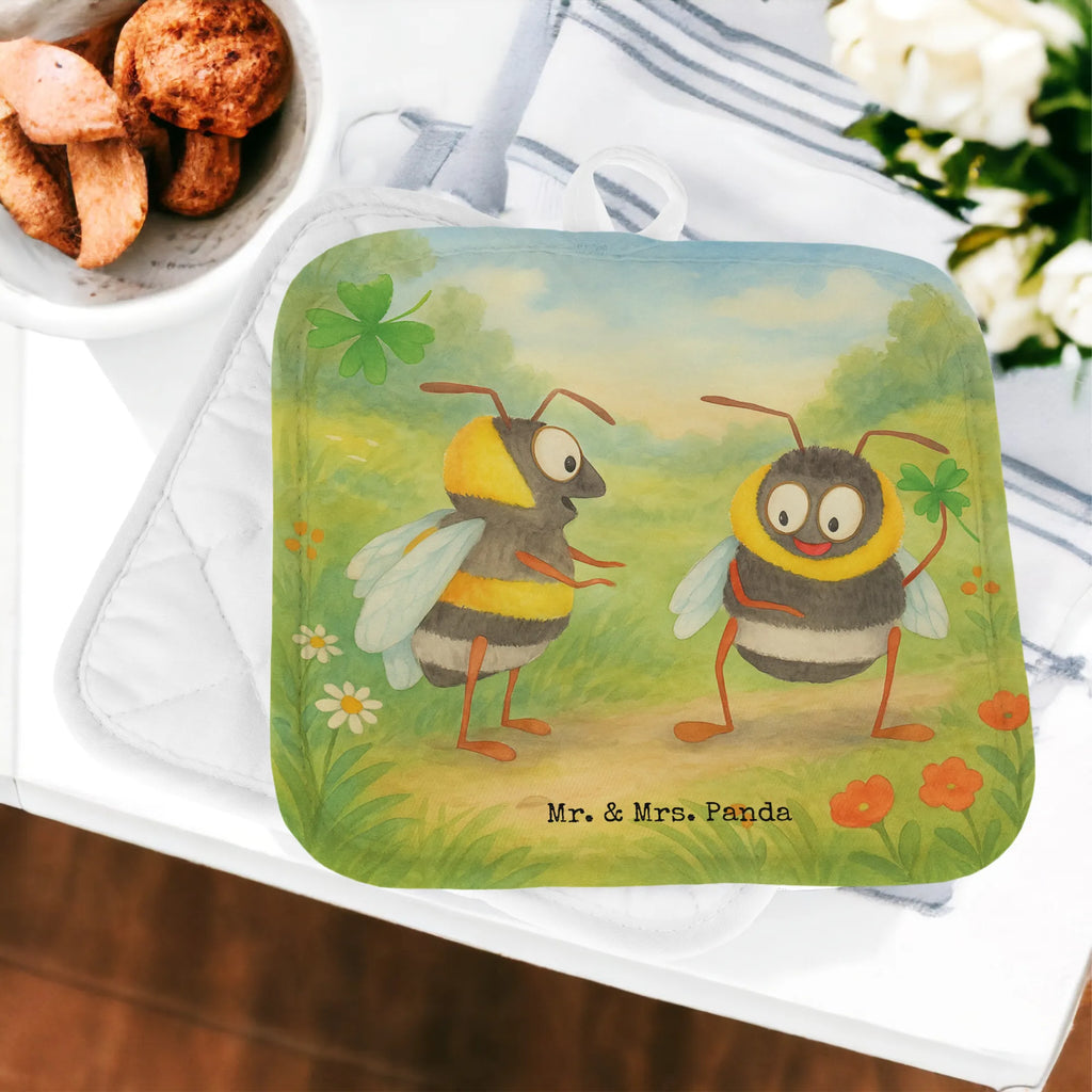 Pot holder bees Pair Design Topflappen, Topfuntersetzer, Ofenhandschuh, Topflappen Set, Topflappen lustig, Topflappen mit Spruch, Ofenhandschuhe, Topfhandschuhe, Topfhandschuh, Topflappenset, Topflappen 2er Set, Schöne Topflappen, Liebe, Partner, Freund, Freundin, Ehemann, Ehefrau, Heiraten, Verlobung, Heiratsantrag, Liebesgeschenk, Jahrestag, Hocheitstag, Valentinstag, Geschenk für Frauen, Hochzeitstag, Mitbringsel, Geschenk für Freundin, Geschenk für Partner, Liebesbeweis, für Männer, für Ehemann, Schildkröten, verliebte Schildkröten