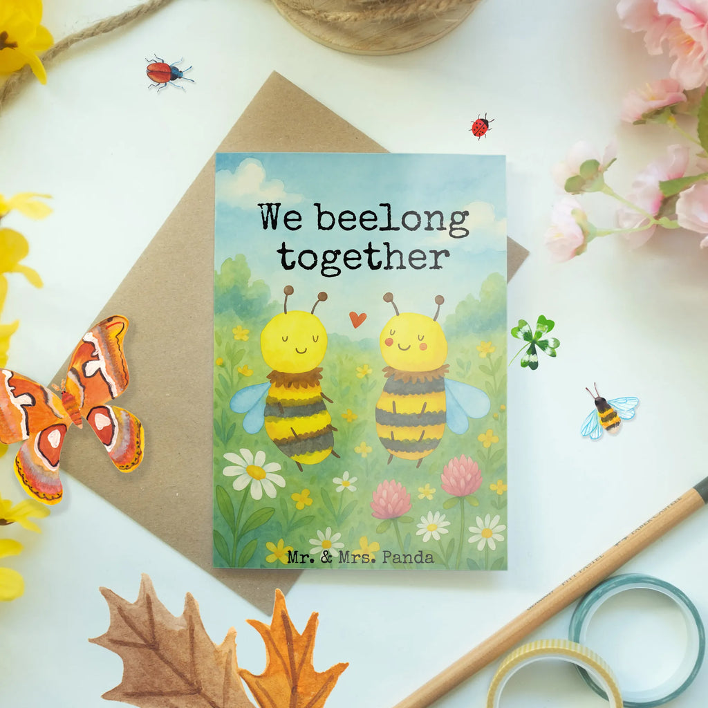 Greetings card bee In love Design Einladungskarte, Glückwunschkarte, Ansichtskarten, Geburtstagskarte, Karte, Klappkarte, Hochzeitskarte, Grußkarte, Biene, Wespe, Hummel