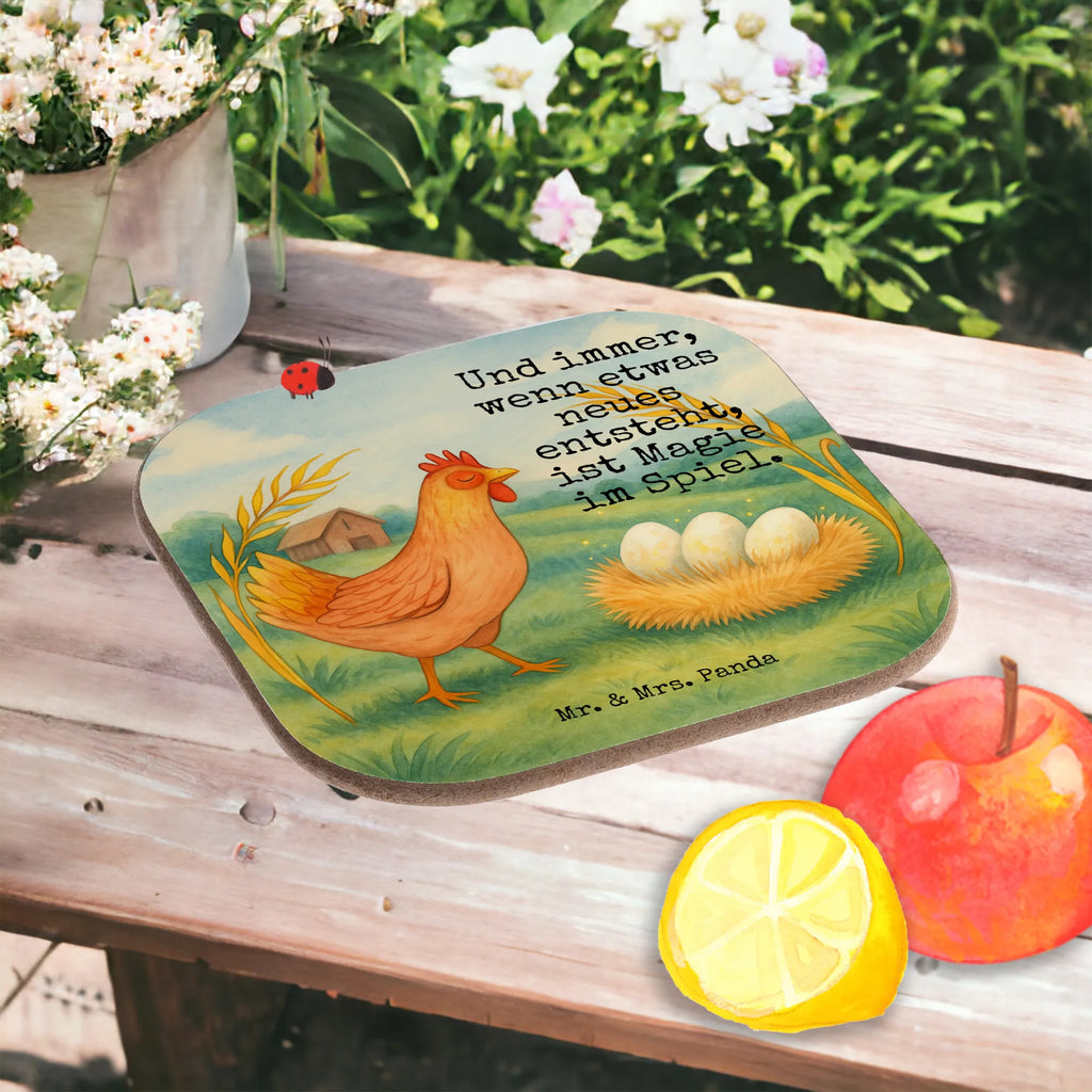 Untersetzer Huhn Stolz Design bieruntersetzer, Teeuntersetzer, Tassenuntersetzer, hartfaser untersetzer, weinglasuntersetzer, gläseruntersetzer, weinflaschenuntersetzer, Untersetzer Tasse, Untersetzer Gläser, Untersetzer für Gläser, Flaschenuntersetzer, Tassen Untersetzer, Tischuntersetzer, Kaffeeuntersetzer, Untersetzer Kaffee, Untersetzer Tee, Becheruntersetzer, Untersetzer Glas, Getränkeuntersetzer, hartfaseruntersetzer, Glasuntersetzer, weinuntersetzer, Untersetzer, Bauernhof, Hoftiere, Landwirt, Landwirtin, Hof, Hahn, Eier, Motivation, Henne, Spruch, Hühner, Schwangerschaft, Geburt, Landleben, Magie