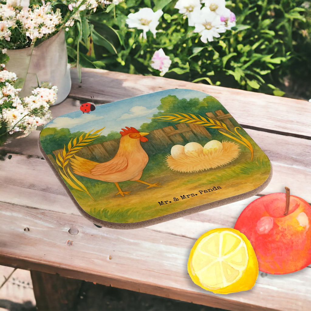 Untersetzer Huhn Stolz Design bieruntersetzer, Teeuntersetzer, Tassenuntersetzer, hartfaser untersetzer, weinglasuntersetzer, gläseruntersetzer, weinflaschenuntersetzer, Untersetzer Tasse, Untersetzer Gläser, Untersetzer für Gläser, Flaschenuntersetzer, Tassen Untersetzer, Tischuntersetzer, Kaffeeuntersetzer, Untersetzer Kaffee, Untersetzer Tee, Becheruntersetzer, Untersetzer Glas, Getränkeuntersetzer, hartfaseruntersetzer, Glasuntersetzer, weinuntersetzer, Untersetzer, Bauernhof, Hoftiere, Landwirt, Landwirtin, Hof, Hahn, Eier, Motivation, Henne, Spruch, Hühner, Schwangerschaft, Geburt, Landleben, Magie