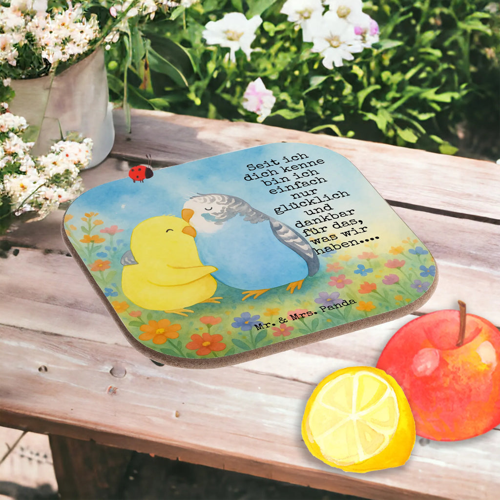 Square coaster Parakeets in love Design Untersetzer, Bierdeckel, Glasuntersetzer, Untersetzer Gläser, Getränkeuntersetzer, Untersetzer aus Holz, Untersetzer für Gläser, Korkuntersetzer, Untersetzer Holz, Holzuntersetzer, Tassen Untersetzer, Untersetzer Design, Liebe, Partner, Freund, Freundin, Ehemann, Ehefrau, Heiraten, Verlobung, Heiratsantrag, Liebesgeschenk, Jahrestag, Hocheitstag, Vögel, Wellensittich, Nähe, Kuscheln, Vertrauen