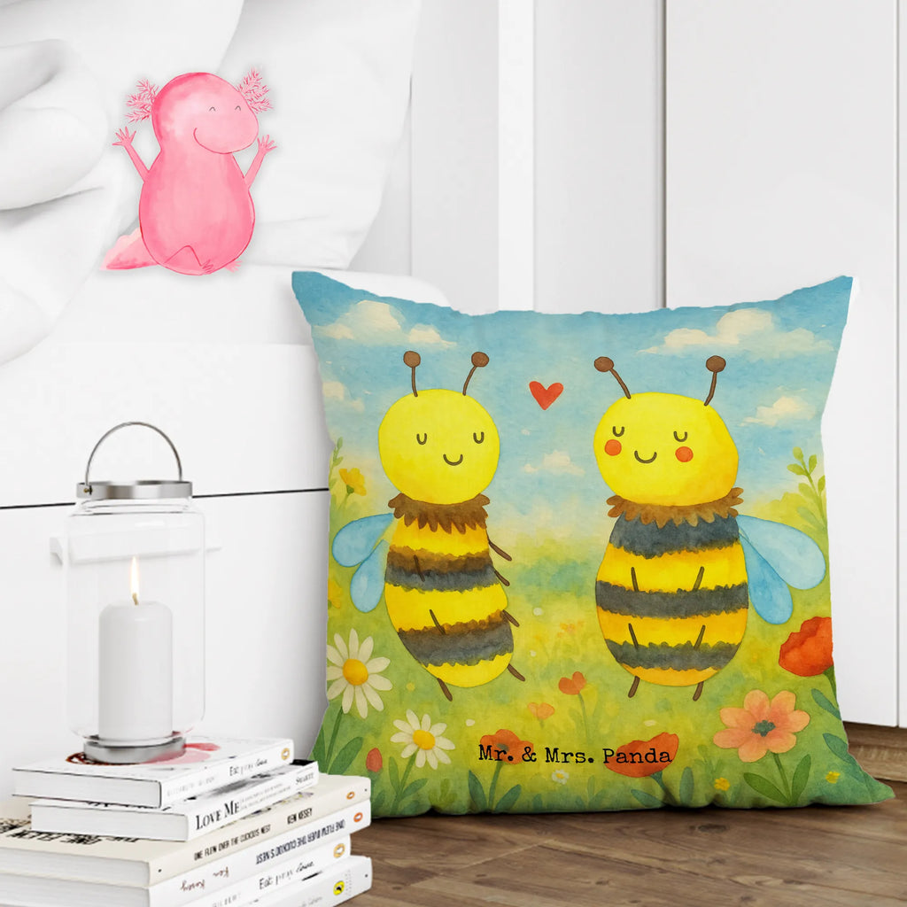 Cushion bee In love Design Kissenhülle, Kopfkissen, Sofakissen, Dekokissen, Motivkissen, sofakissen, sitzkissen, Kissen, Kissenbezüge, Kissenbezug 40x40, Kissen 40x40, Kissenhülle 40x40, Zierkissen, Couchkissen, Dekokissen Sofa, Sofakissen 40x40, Dekokissen 40x40, Kopfkissen 40x40, Kissen 40x40 Waschbar, Biene, Wespe, Hummel