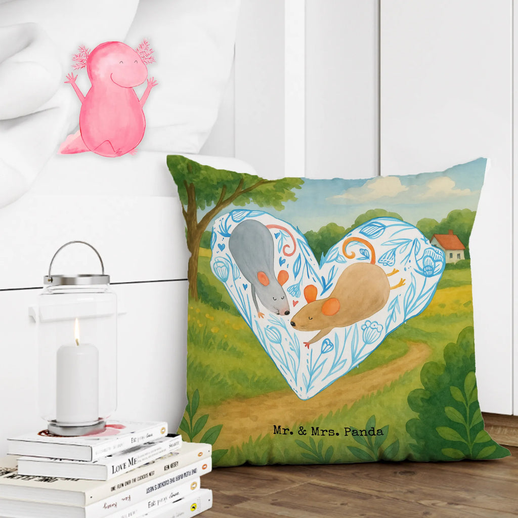 Cushion Mice heart Design Kissen 40x40, Kissenbezug 40x40, Sofakissen, Motivkissen, Kopfkissen, Dekokissen Sofa, Kissen 40x40 Waschbar, Dekokissen 40x40, sofakissen, sitzkissen, Kissenhülle, Kissenbezüge, Kissen, Zierkissen, Kopfkissen 40x40, Sofakissen 40x40, Dekokissen, Couchkissen, Kissenhülle 40x40, Liebe, Partner, Freund, Freundin, Ehemann, Ehefrau, Heiraten, Verlobung, Heiratsantrag, Liebesgeschenk, Jahrestag, Hocheitstag, Hochzeit, Gemeinsamkeit, Mäuse, Liebesbotschaft, Liebesbeweis, Love, Lieblingsmensch, Maus, Geschenk für zwei