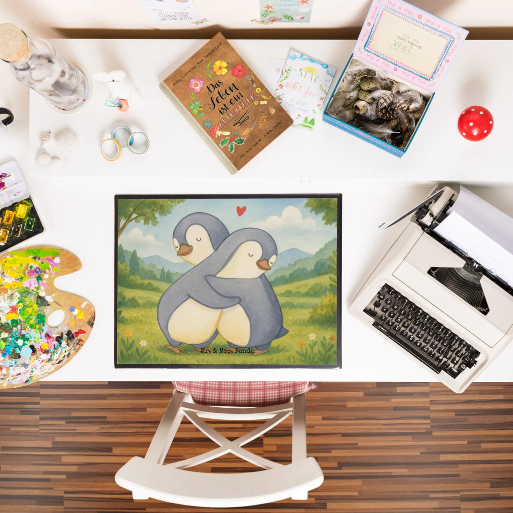 Desk pad penguins Cuddle Design Schreibunterlage, Schreibtischauflage, Bürobedarf, Büroartikel, Schreibwaren, Schreibtisch Unterlagen, Schreibtischunterlage Groß, Liebe, Partner, Freund, Freundin, Ehemann, Ehefrau, Heiraten, Verlobung, Heiratsantrag, Liebesgeschenk, Jahrestag, Hocheitstag, Valentinstag, Geschenk für Frauen, Hochzeitstag, Mitbringsel, Geschenk für Freundin, Geschenk für Partner, Liebesbeweis, für Männer, für Ehemann